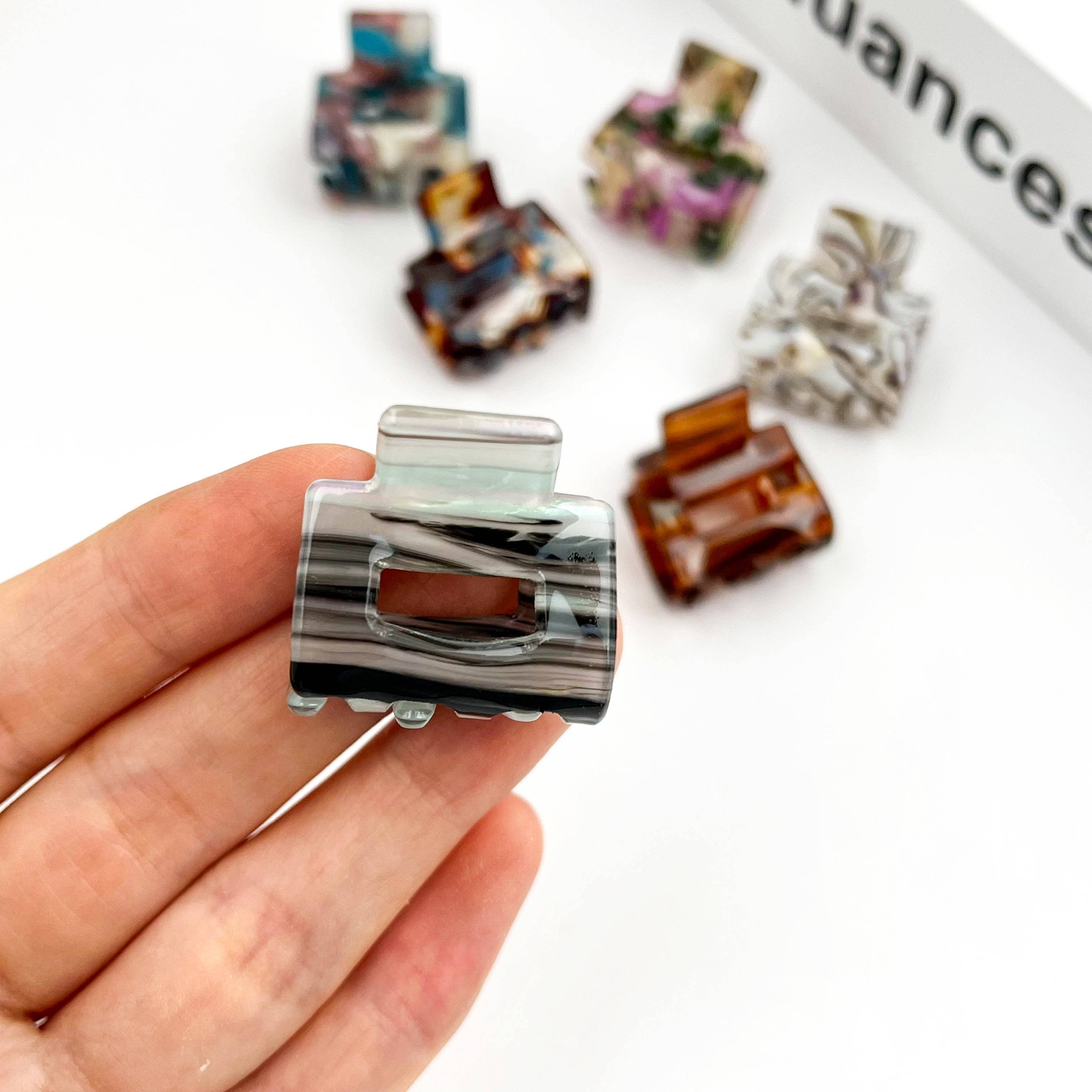 0.9'' Mini Square Hair Claw Clip: A